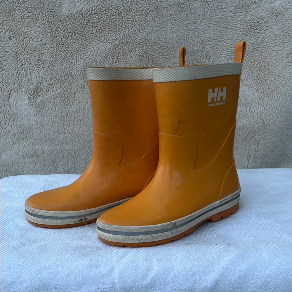 Helly Hansen Yellow Rubber Boots